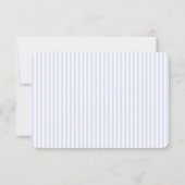 Coastal Chic Blue & White Striping Wavy Wedding RSVP Karte (Rückseite)