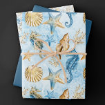 Coastal Chic | Modernes Blau und Gold im Meer Geschenkpapier Set<br><div class="desc">Whimsical staubblau und goldfarben handbemalt Wasserfarbe "unter dem Meer" Strand Design bringt eine moderne Drehung zu einem alten Thema. Muscheln, Seesterfische, Seepferd und Korallenriff in Blau-, Gold- und Weißtönen mit einem Blau für den Wassereffekt. Für andere Farben oder passende Produkte, besuchen Sie JustFharryn @ Zazzle.com oder kontaktieren Sie den Designer,...</div>
