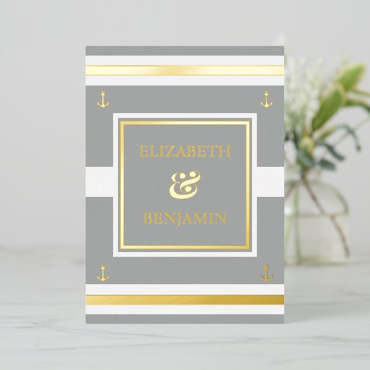 Coastal Gold White Gray Stripes Schöne Hochzeit Folieneinladung (Stehend vorne)