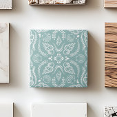 Coastal Green & White Seashell Modernes Muster Fliese