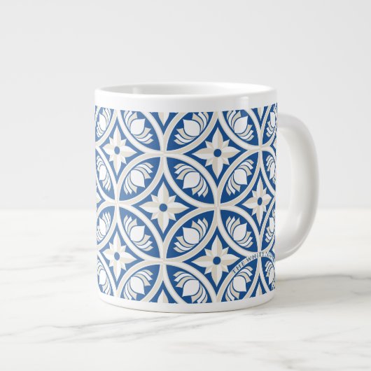 Coastal Lotus Tile Muster - The White Lotus Jumbo-Tasse (Vorderseite Rechts)