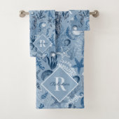 Coastal Monogram Blue Ocean Life Badhandtuch Set (Insitu)