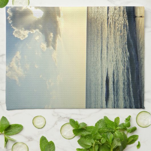 Coastal Morning Over Still Waters Geschirrtuch (Gefaltet)