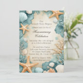 Coastal Sandy Beach Seashells Housewarming Party Einladung (Stehend Vorderseite)