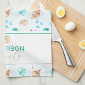 Coastal Seashell Beach House Decor Family Name Geschirrtuch (Viertel Falte)