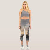 Coastal Serenity Lighthouse Yoga Capris (Vorderseite)