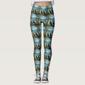 Coastal Trio: Drei Puffins am Strand in Oils Leggings (Vorderseite)