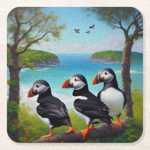 Coastal Trio: Drei Puffins am Strand in Oils Rechteckiger Pappuntersetzer