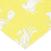 Coastic Chic Yellow Crab and Humster Pattern Tischdecke (Schrägansicht)