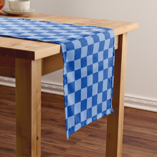 Cobalt Blue Checkerboard Kurzer Tischläufer (Beispiel)