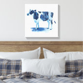 Cobalt Blue Farm Animes - Kuh Leinwanddruck (Insitu (Schlafzimmer))
