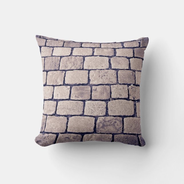 Cobblestone Street Detail, Horizontal Kissen (Vorderseite)