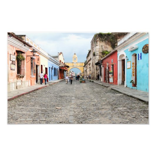 Cobblestone Street in Antigua, Guatemala Fotodruck (Vorne)