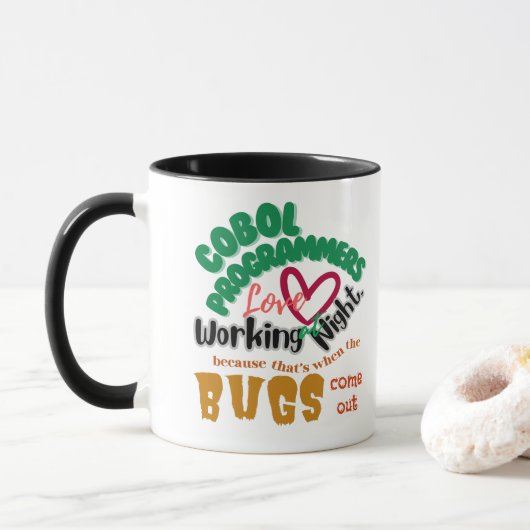 Cobol-Fehler Kommen Spät Nachts Tasse (Mit Donut)