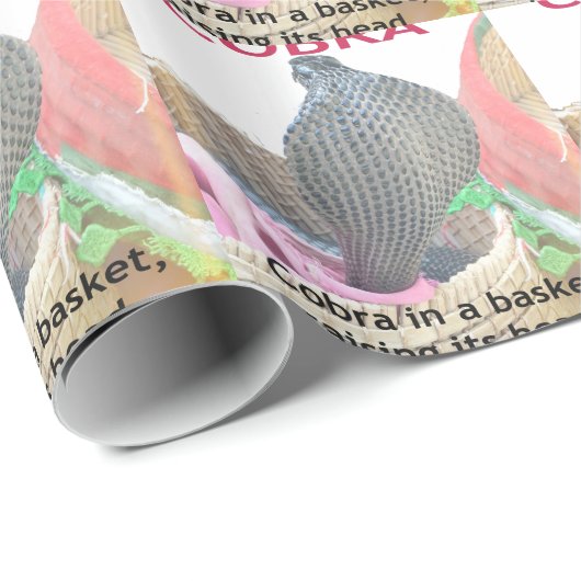 Cobra in Basket Art Print Geschenkpapier (Rolleneckpunkt)