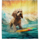 Cockapoo Beach Surfgrafik Duschvorhang (Vorderseite)