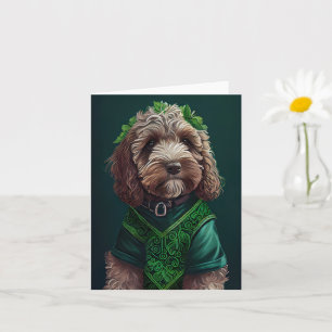 Cockapoo-Hund im St. Patrick's Day-Kleid Karte