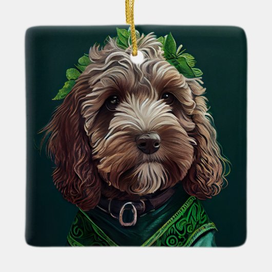 Cockapoo Hund in St. Patrick's Day Dress Keramikornament (Vorderseite)