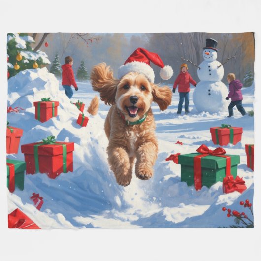 Cockapoo läuft im Schnee mit Weihnachtsmütze Fleecedecke (Vorderseite (Horizontal))