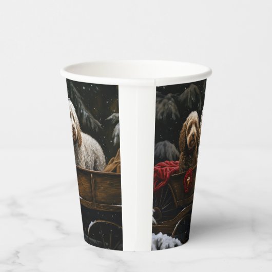 Cockapoo Snowy Sleigh Weihnachtsdekor Pappbecher (Rechts)