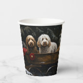 Cockapoo Snowy Sleigh Weihnachtsdekor Pappbecher (Vorderseite)