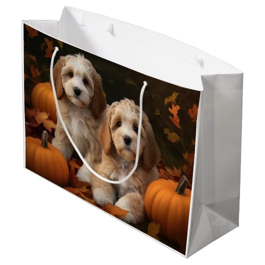 Cockapoo Welpe Herbst Kürbis Große Geschenktüte (Rückseite Schrägansicht)