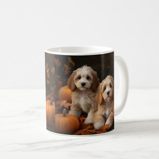 Cockapoo Welpe Herbst Kürbis Kaffeetasse (VorderseiteRechts)