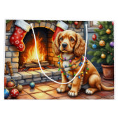 Cocker Spaniel am Kamin mit Weihnachtslichtern Große Geschenktüte (Rückseite)