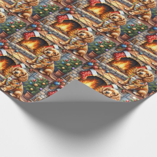 Cocker Spaniel by Fireplace with Christmas Lights Geschenkpapier (Ecke)