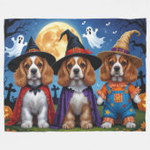 Cocker Spaniel Hogs Pumpkin Halloween Funny Fleecedecke (Vorderseite (Horizontal))
