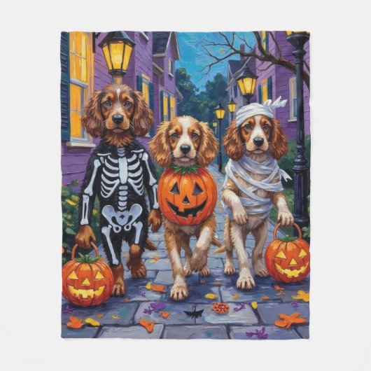 Cocker Spanierhunde Trick-or-Treating zu Halloween Fleecedecke (Vorderseite)