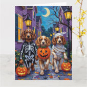 Cocker Spanierhunde Trick-or-Treating zu Halloween Karte (Gelbe Blume)