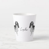 Cocker Spanisch in Schwarz und Weiß & Individuelle Milchtasse (Vorderseite)