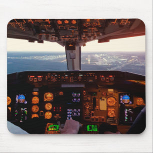 Cockpit-Sicht des kommerziellen Düsenflugzeugs, d Mousepad