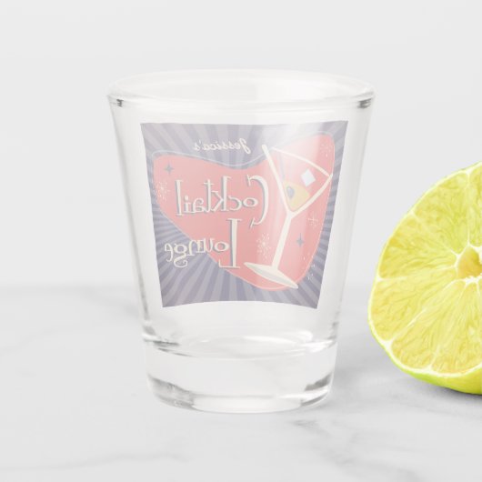 Cocktaillounge im Mittelalter Schnapsglas (Rückseite)