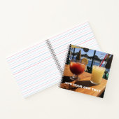 Cocktails am Meeresbenutzertext Notizblock (Innenseite)