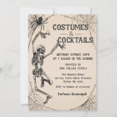 Cocktails & Kostüme Skelett Halloween-Party Einladung (Vorderseite)