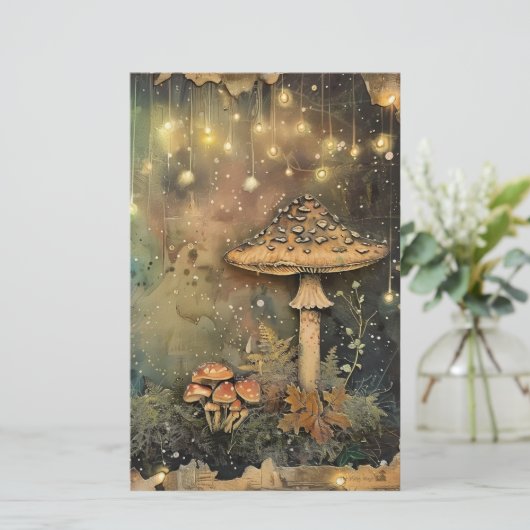 Cocktecore Mushroom Fairy Light Briefpapier (Stehend Vorderseite)