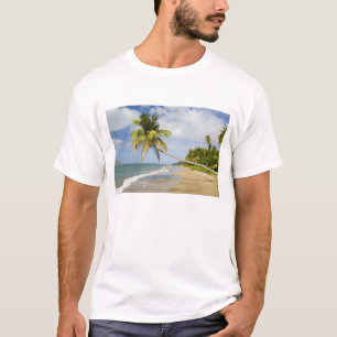 Coconut Grove Beach in Cades Bay, mit St. 2 T-Shirt