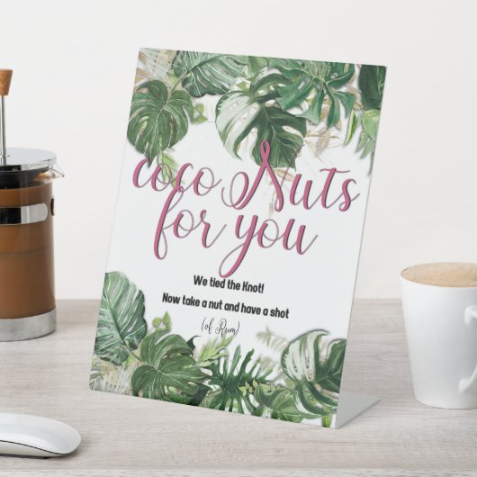 CocoNuts für Ihr Pedestal-Zeichen Sockelschild (In SItu)