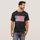 Code der Flagge-Nationalhymne-QR T-Shirt (Vorne ganz)