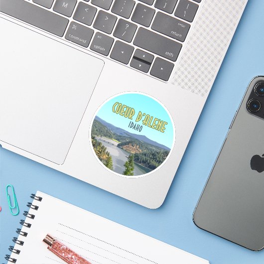 Coeur d'Alene Idaho Souvenir Aufkleber (Laptop mit iPhone)