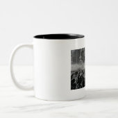 Coffe Tasse mit einem Spritzen (Links)