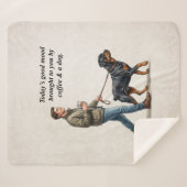 Coffee & a Rottweiler Cozy Day Sherpadecke (Vorderseite (Horizontal))