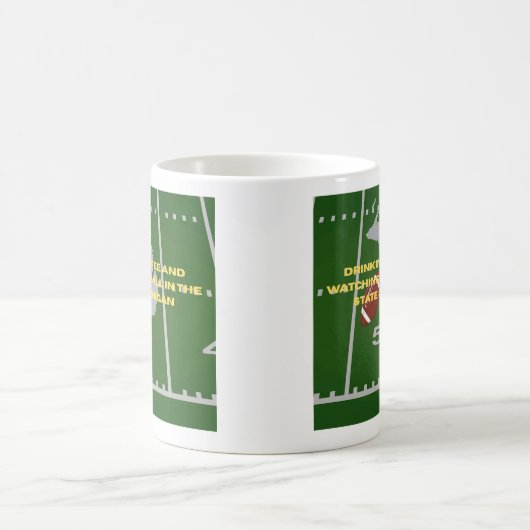 Coffee and Football in Michigan Kaffeetasse (Mittel)