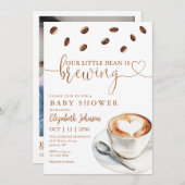 Coffee Brewing Baby Shower Photo QR Code Einladung (Vorne/Hinten)