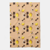 Coffee lemons and sunglasses on a warm sand geschirrtuch (Vertikal)