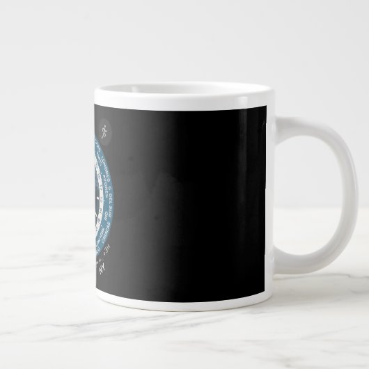 Coffee Mug with a Humorous Digital Design Jumbo-Tasse (Rechts)