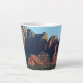 Coffee Pot Rock I in Sedona Arizona Milchtasse (Vorderseite)