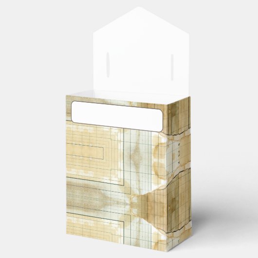 Coffeestfarbenpapiercollage Geschenkschachtel (Geöffnet)